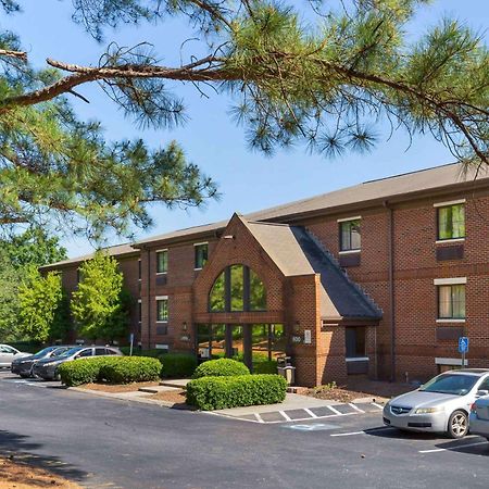 Extended Stay America Suites - Raleigh - Cary - Harrison Ave מראה חיצוני תמונה