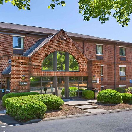 Extended Stay America Suites - Raleigh - Cary - Harrison Ave מראה חיצוני תמונה