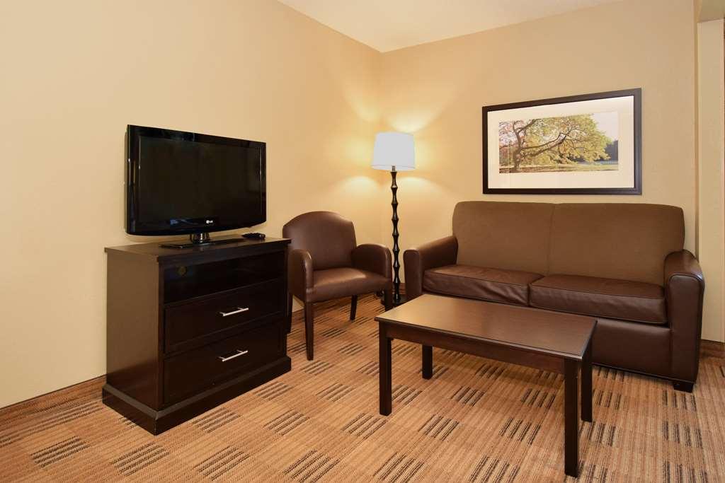 Extended Stay America Suites - Raleigh - Cary - Harrison Ave חדר תמונה
