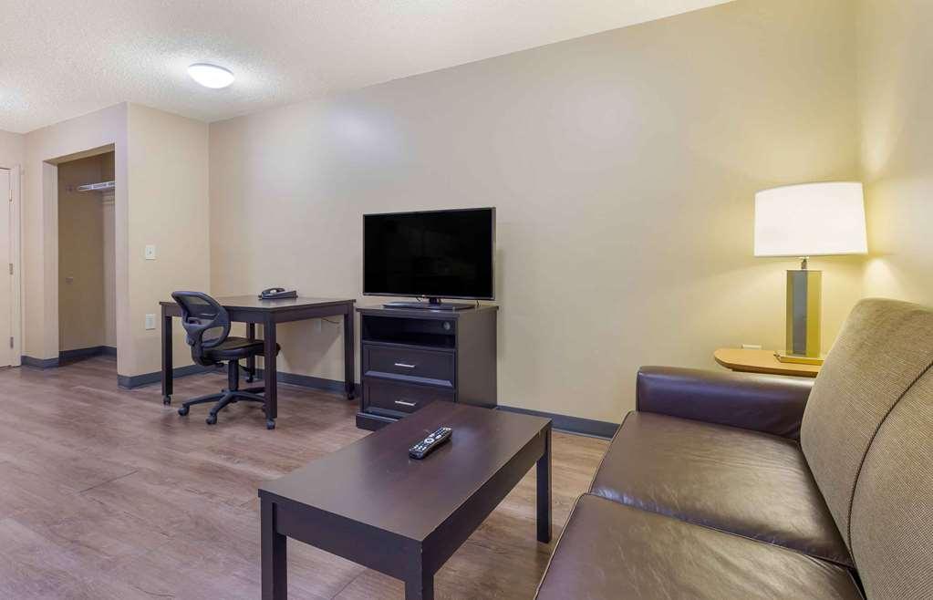 Extended Stay America Suites - Raleigh - Cary - Harrison Ave חדר תמונה