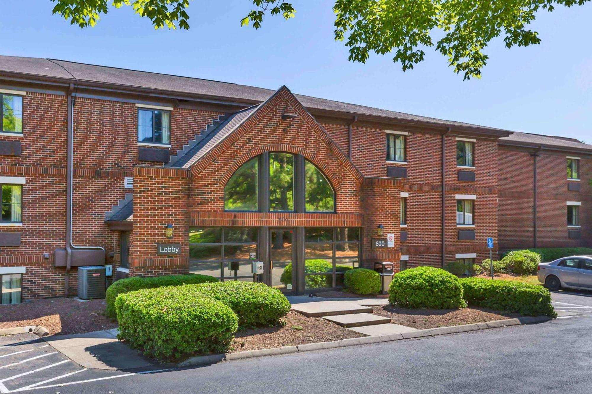 Extended Stay America Suites - Raleigh - Cary - Harrison Ave מראה חיצוני תמונה
