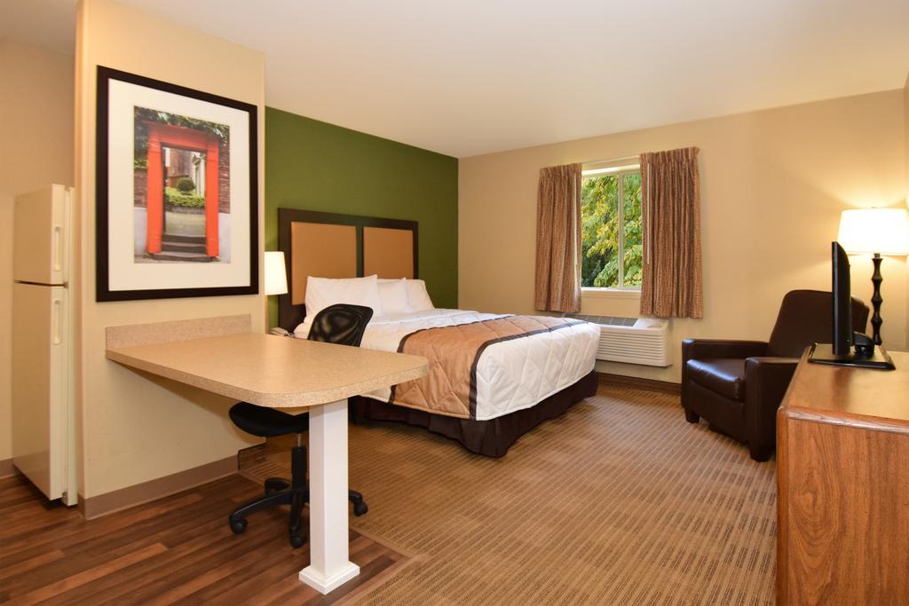 Extended Stay America Suites - Raleigh - Cary - Harrison Ave מראה חיצוני תמונה