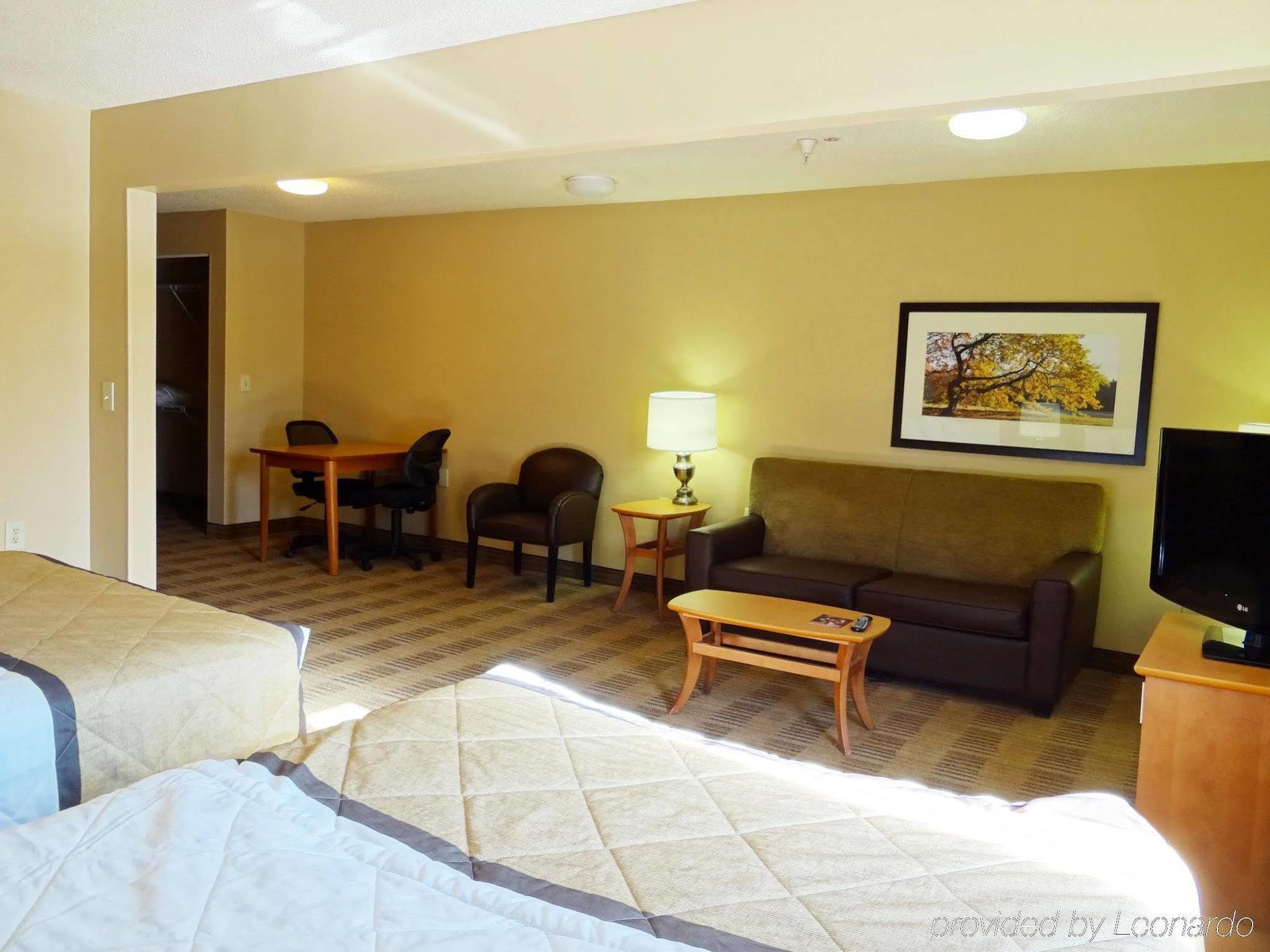 Extended Stay America Suites - Raleigh - Cary - Harrison Ave מראה חיצוני תמונה